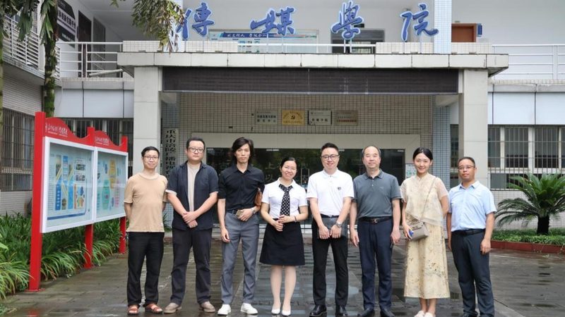 文化传媒公司面试：如何展现你的专业素养？**